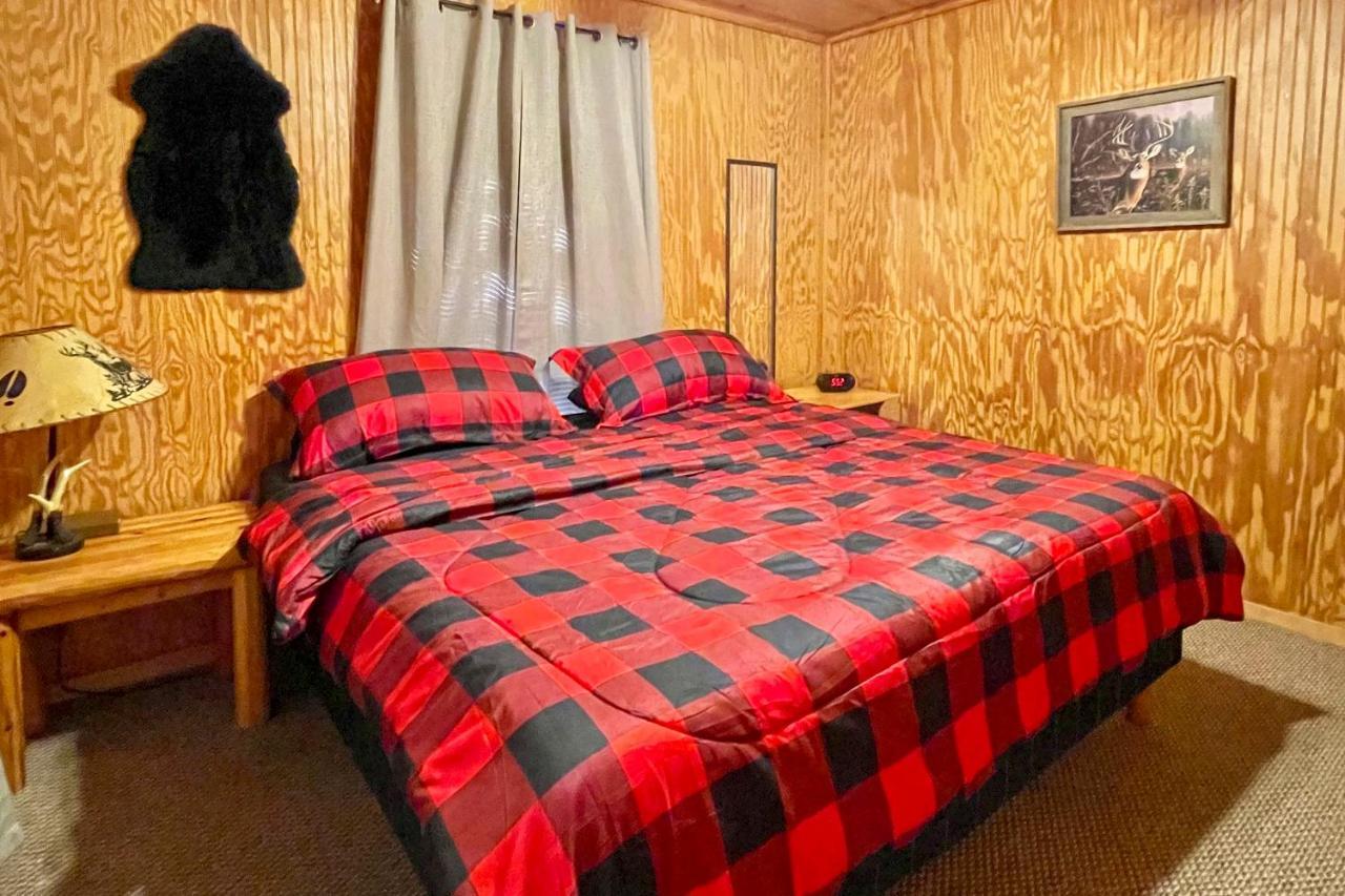 Broken Bow With Hot Tub, Near Hiking And Fishing Hébergement de vacances *