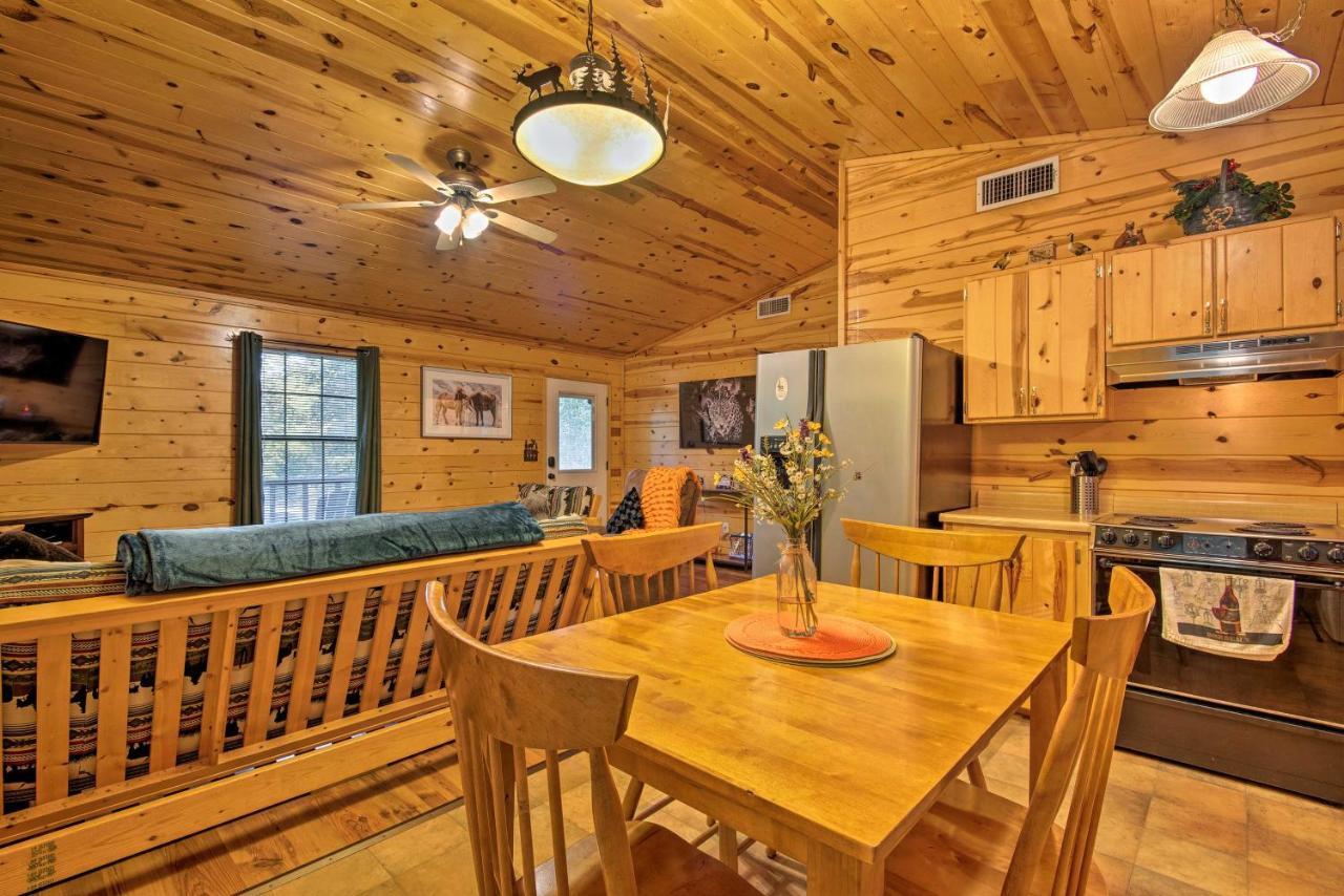 Broken Bow With Hot Tub, Near Hiking And Fishing Hébergement de vacances