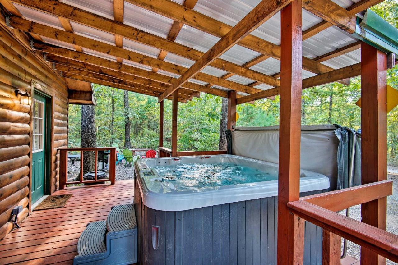 Broken Bow With Hot Tub, Near Hiking And Fishing Hébergement de vacances